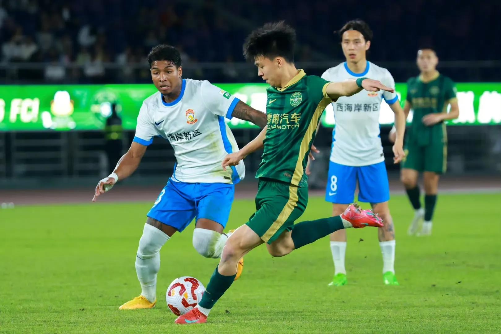 转会期中超传出新动向；波尔图外线爆发；管理层表态——气氛紧张；医务组通报恢复的简单介绍-九游体育直播