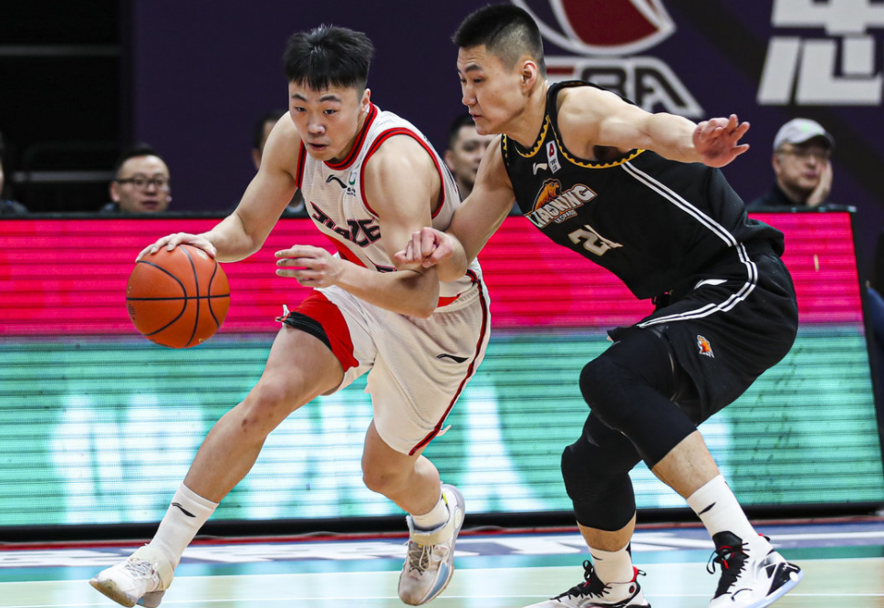 九游在线入口 -辽宁本钢发布备战花絮;今夜遗憾出局;中超任务艰巨;球探报告显示潜力的简单介绍